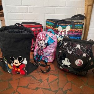 5 Disney bags/backpacks